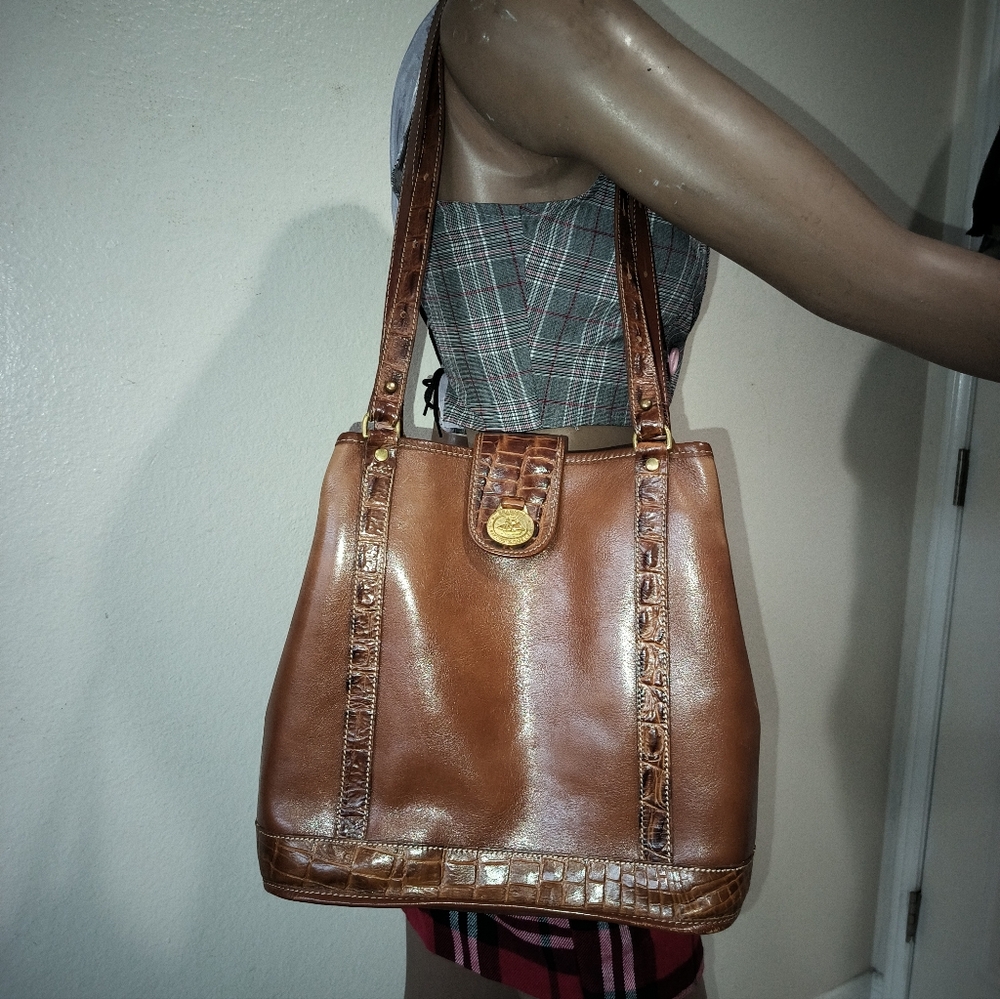Brahmin Tuscan Leather Shoulder Brown Moc Croc Trim Detachable Pouch. Adj Straps